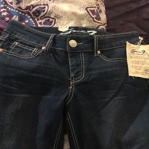 Seven 7 Jeans!